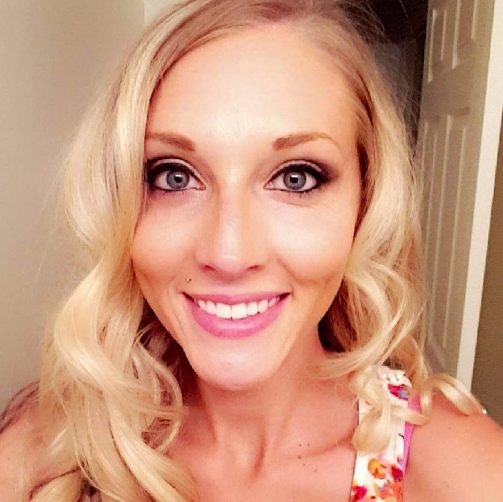 Meet your Posher, Melanie